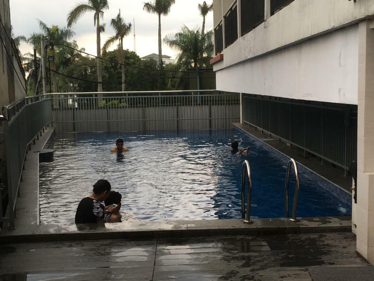 Beverly Dago Apartment バンドゥン エクステリア 写真
